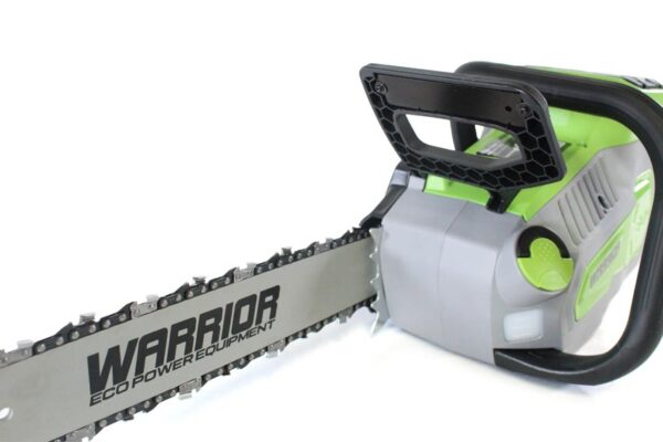 Warrior Eco Chain Saw CS8310 L closeup